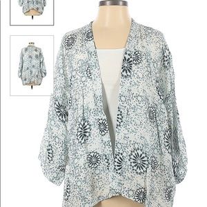 Lou & Grey Blue Medallion print Cupro Kimono or beach coverup size XS